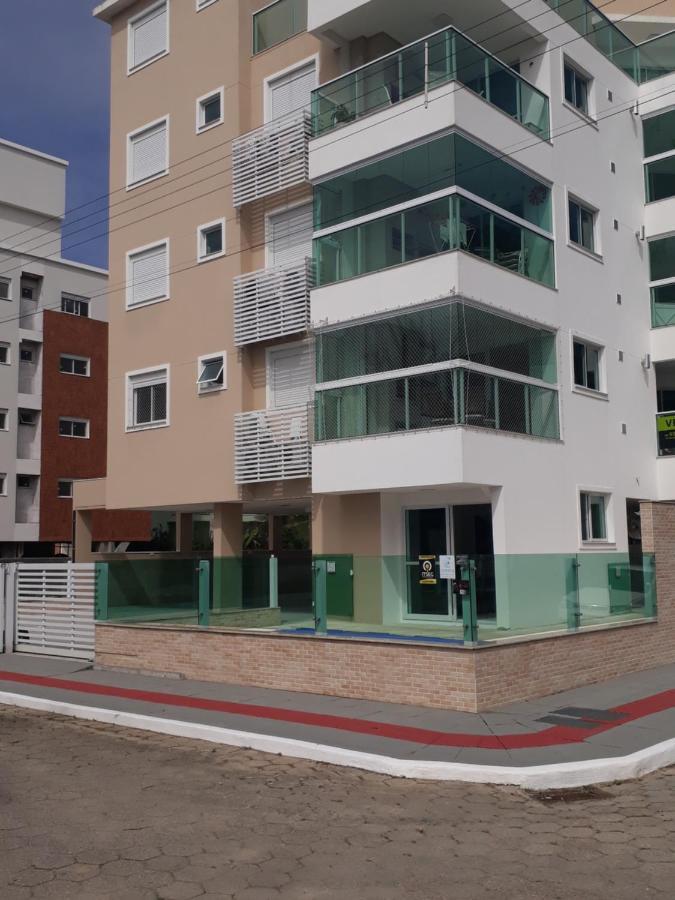 Apto Em Palmas - A 80 Metros Do Mar โกเวร์นาดอร์ เซลโซ รามอส ภายนอก รูปภาพ